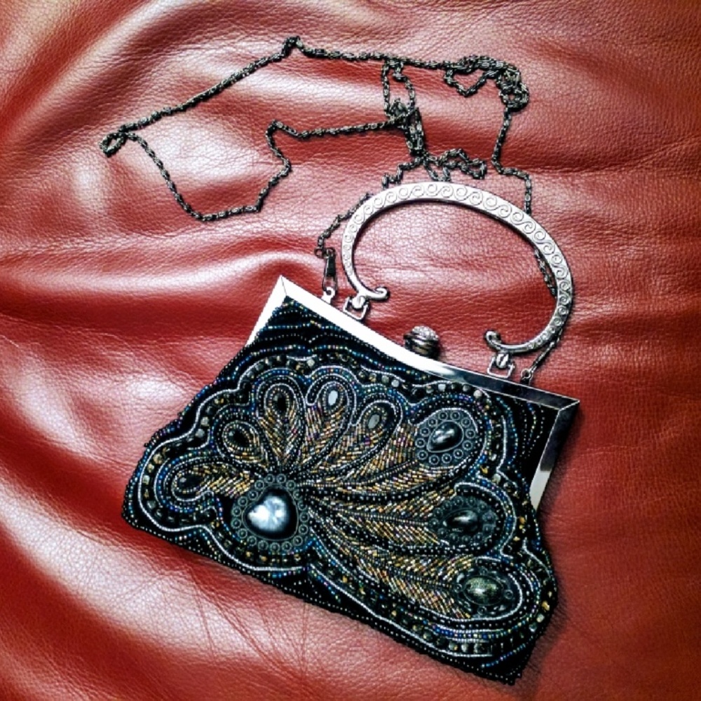Donating Saturday: Beaded evening bag