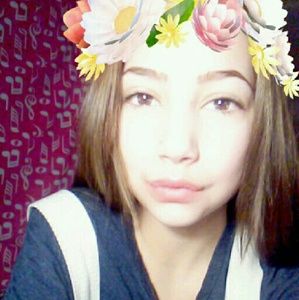 Meet your Posher, Hope