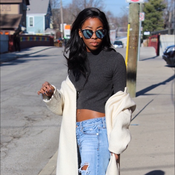 Meet your Posher, Hannah - Picture 1 of 1