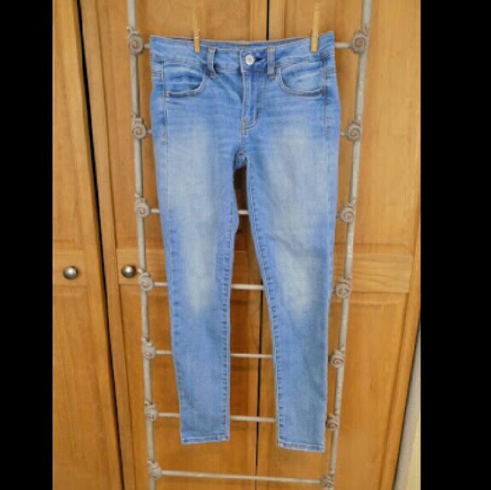 American Eagle Outfitters skinny jeans!