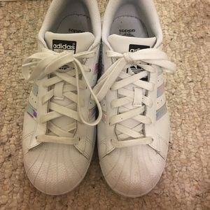 Adidas superstars