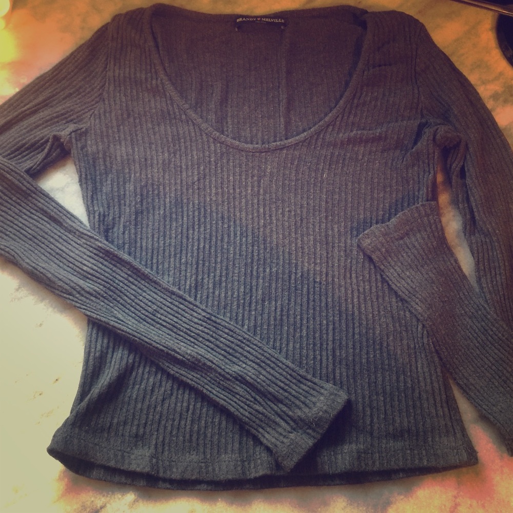 💓Brandy Melville cotton sweater💓