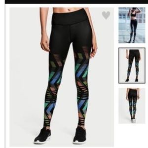 VICTORIAS SECRET SPORT LIMITED EDITION TGHT - NEW