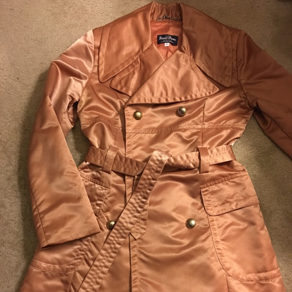 Coat - Picture 2 of 4