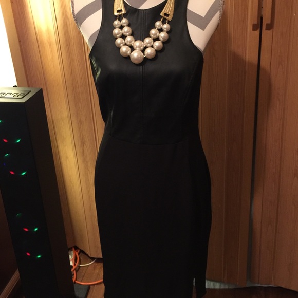 Dress - Picture 1 of 1