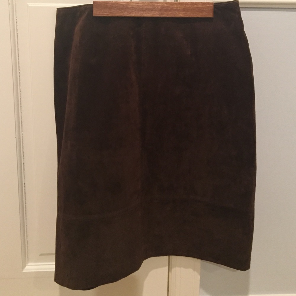 Lord & Taylor brown suede pencil skirt