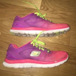Sketchers neon sneakers