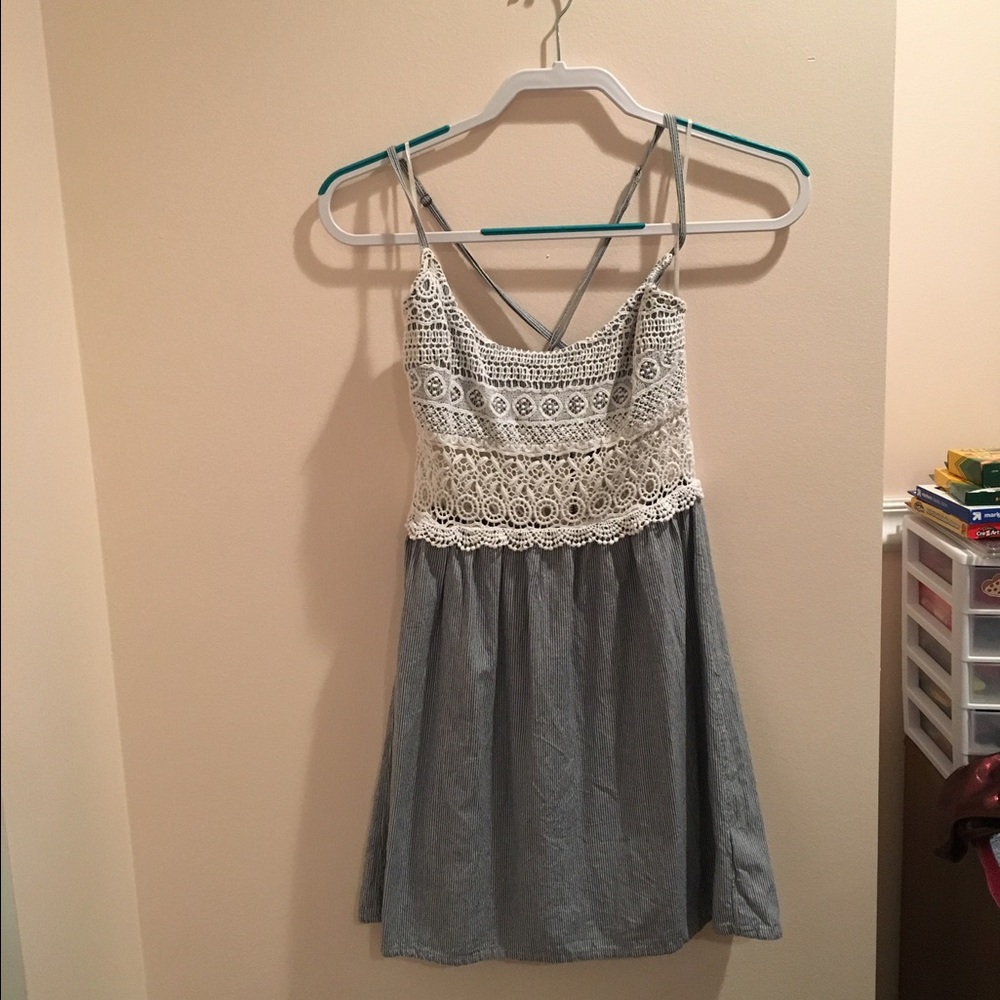 Roxy blue lace dress with cut out