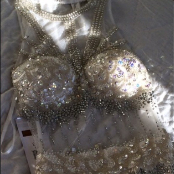 PROM DRESS - Picture 2 of 4