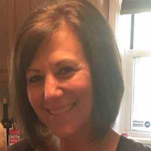 Meet your Posher, Candi