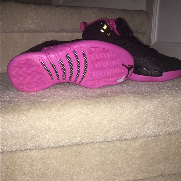 Authentic Jordan 12 Retro 5.5 Womens - Picture 3 of 4