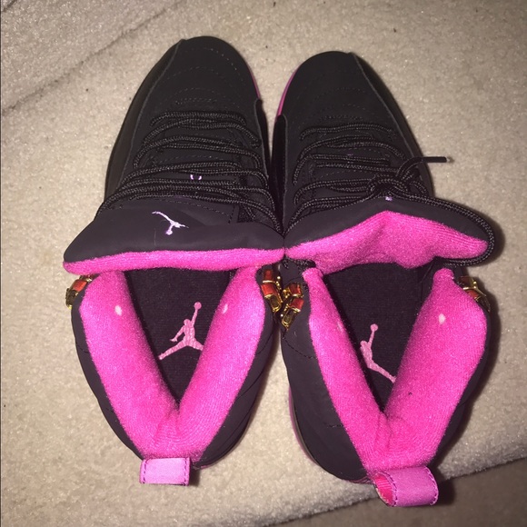 Authentic Jordan 12 Retro 5.5 Womens - Picture 4 of 4