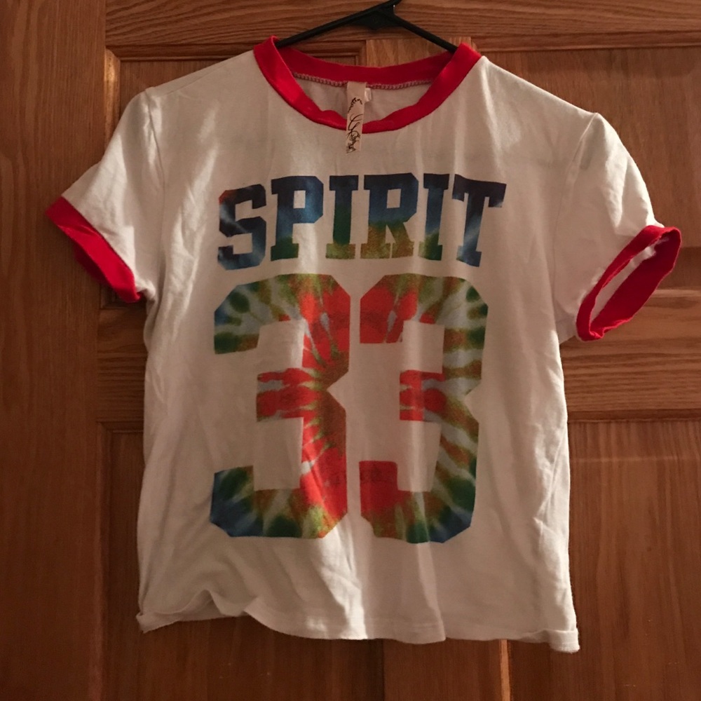Cropped spirit shirt