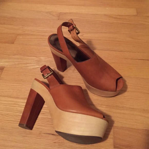 NWOT Coach leather and wood peep toe pumps - Picture 2 of 4