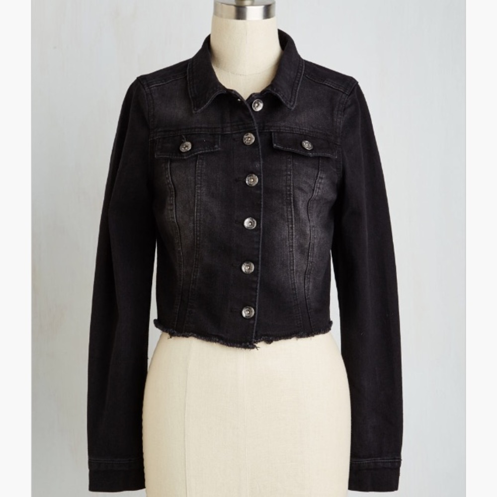 Large Gray Modcloth Cut-Off Jean Jacket