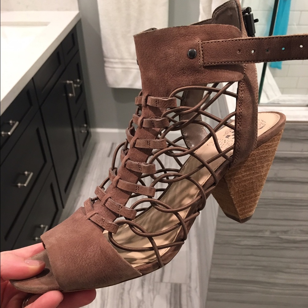 Vince Camuto Brown Heeled Sandals 'Evel'