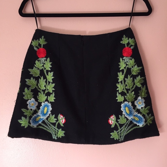 TopShop Floral Embroidered Wool Skirt - Picture 3 of 4