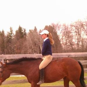 Meet your Posher, Hallie