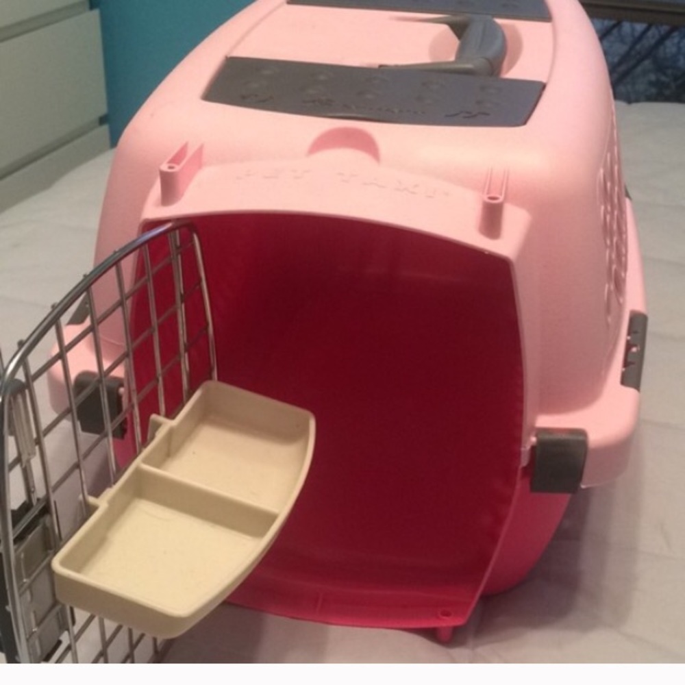 Dog crate