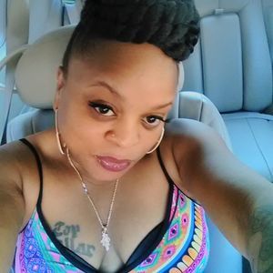 Meet your Posher, Latesha