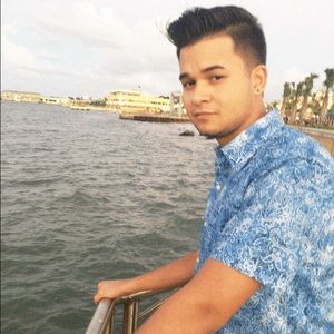 Meet your Posher, Christopher