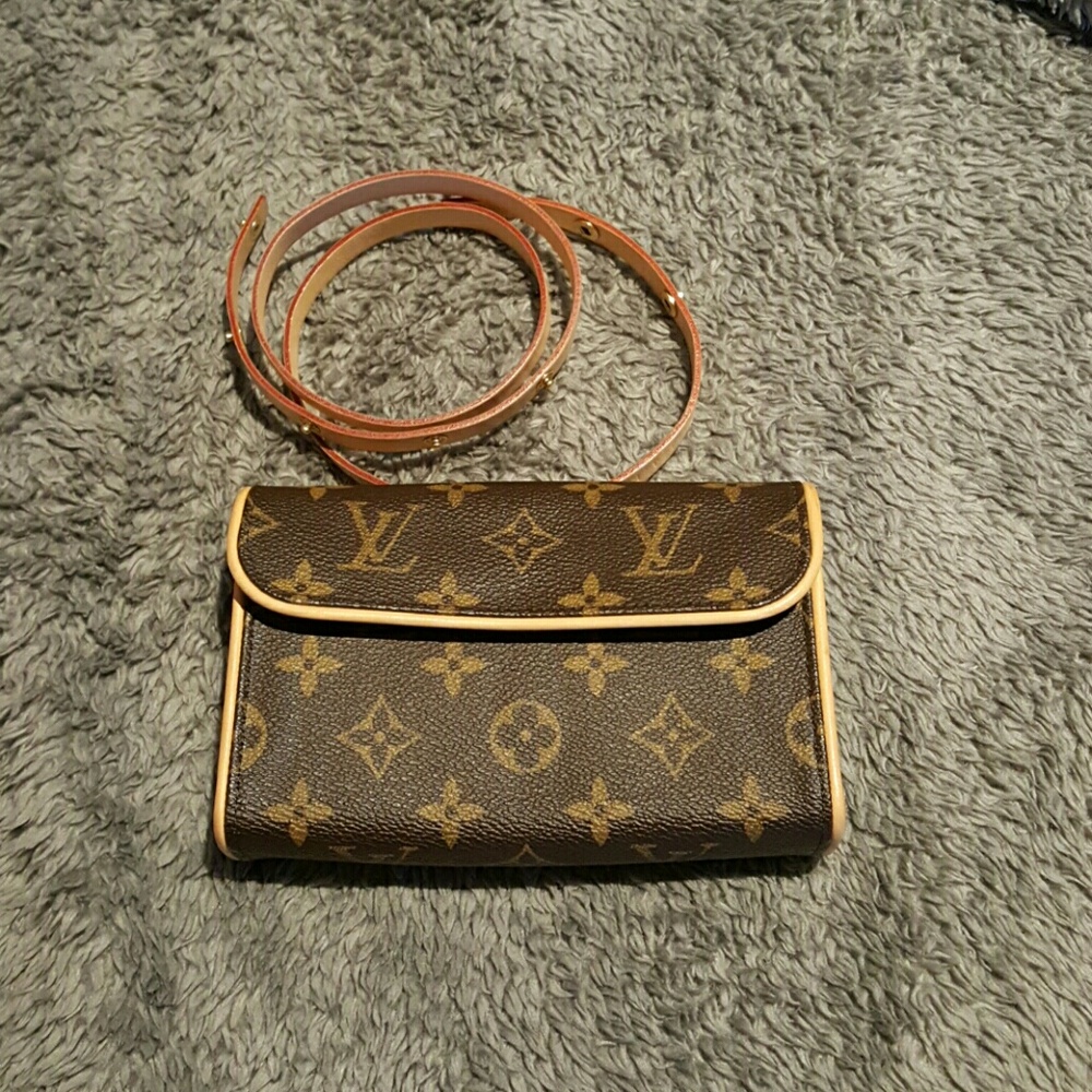 Authentic Louis Vuitton Florentine Waist bag belt
