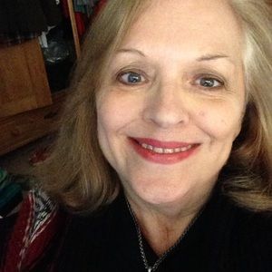 Meet your Posher, Vickie