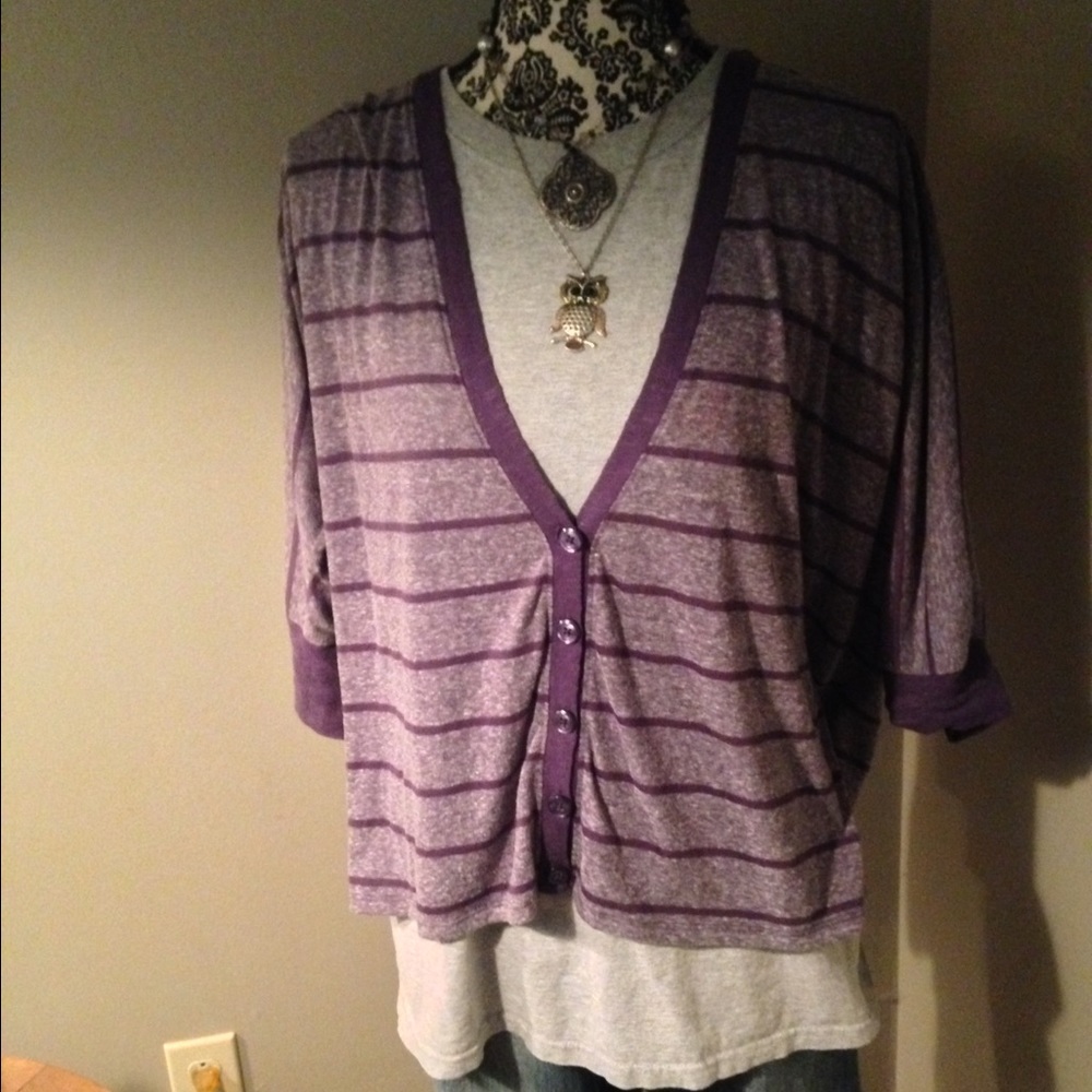 Decree Juniors Small Dolman Sleeve summer shirt