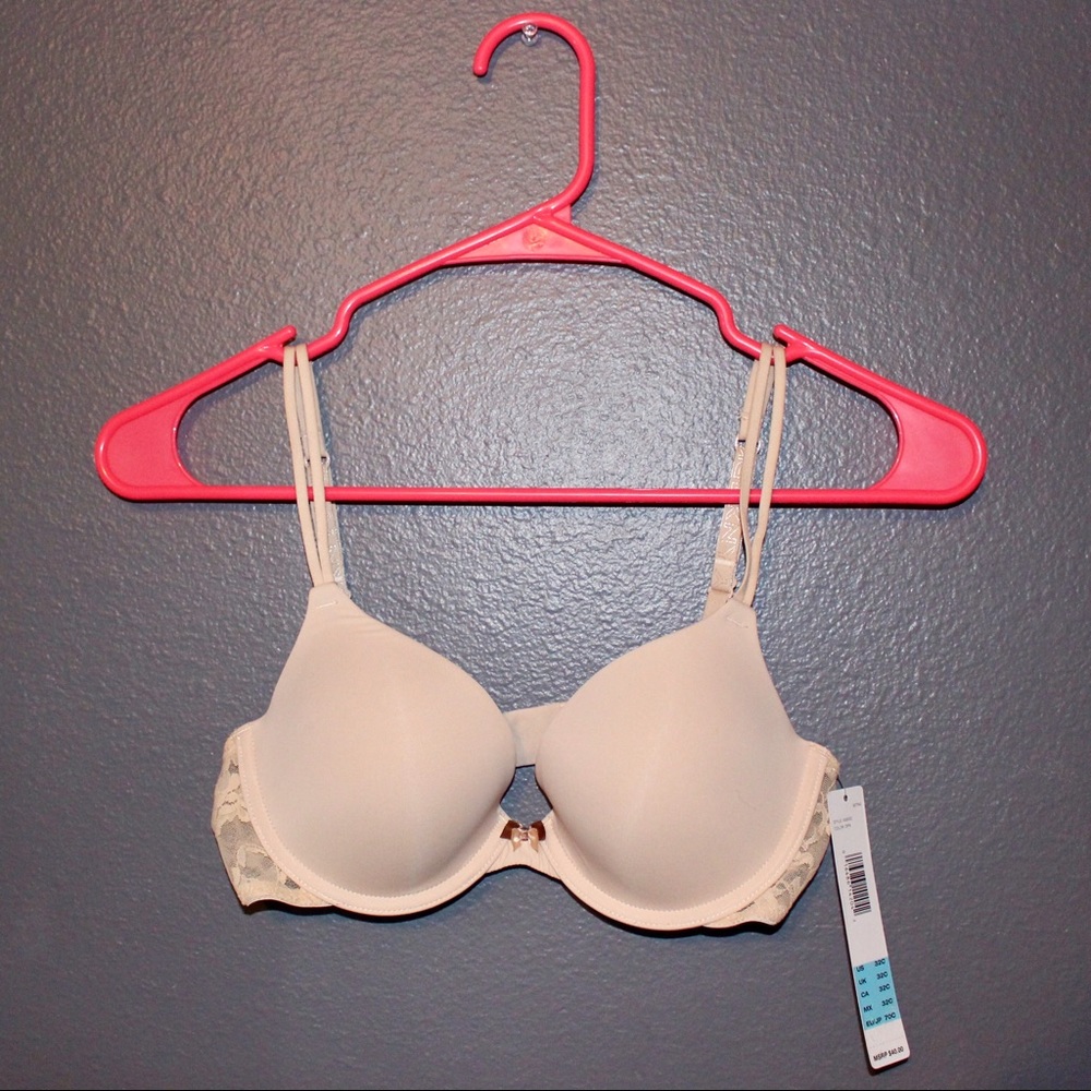 NWT DKNY push up bra //