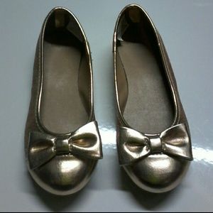 Little girls Gymboree flats