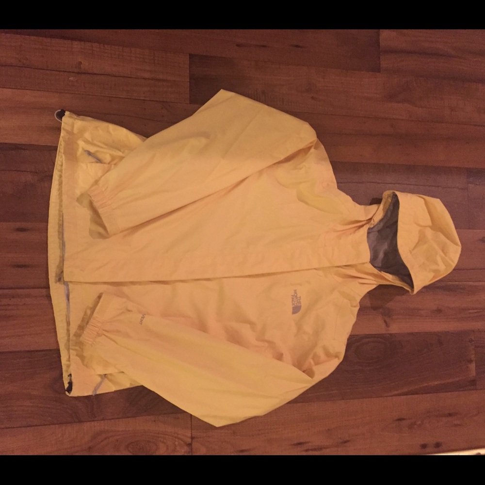 Northface Women's Rain Jacket GUC