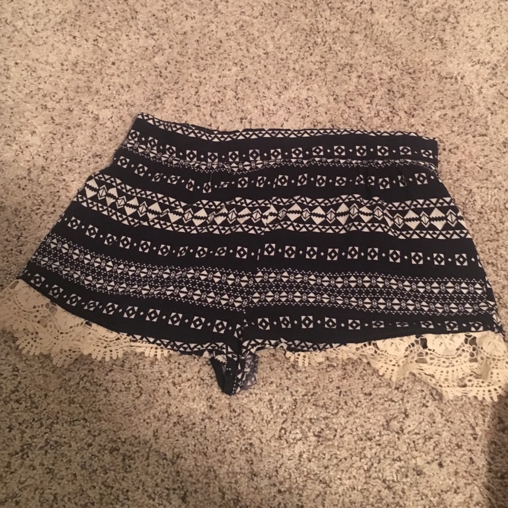Flow shorts