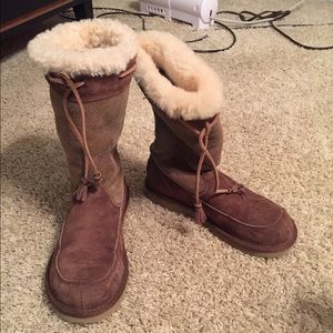 Women's UGG boots