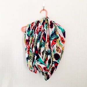 Infinity nursing scarf