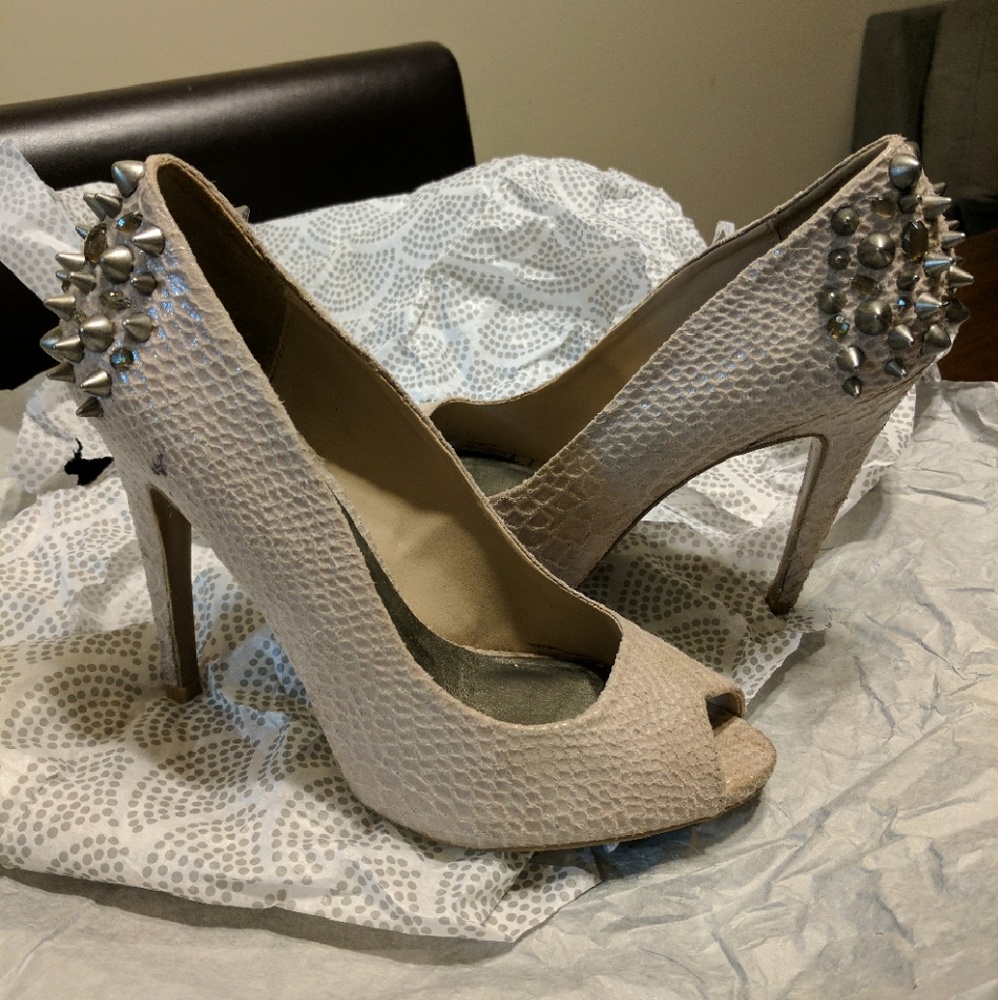 Studded Vera Wang Nude Peep Toe Heels