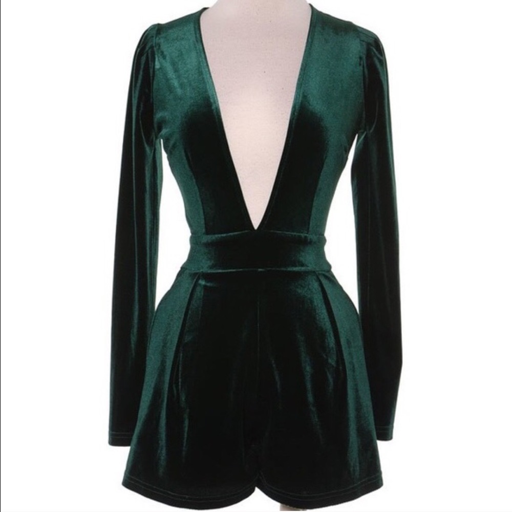 🆕Emerald Green Velvet Romper LAST ONE