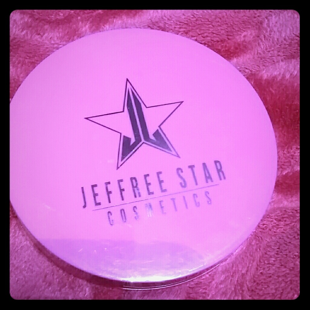 Jeffree Star Cosmetics Skin Frost highlighter