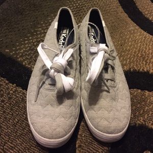 Gray quilted keds