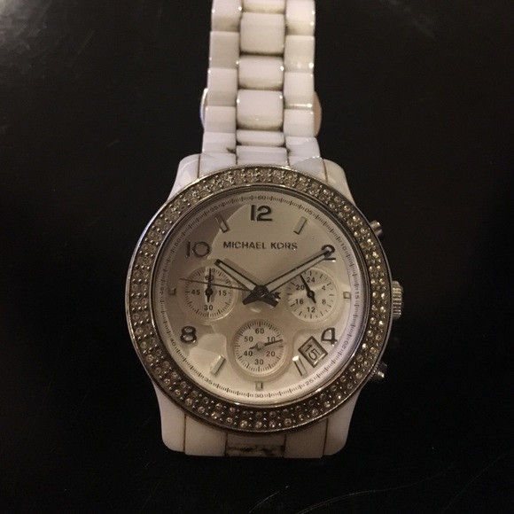 Michael Kors White Ceramic Watch main image 4