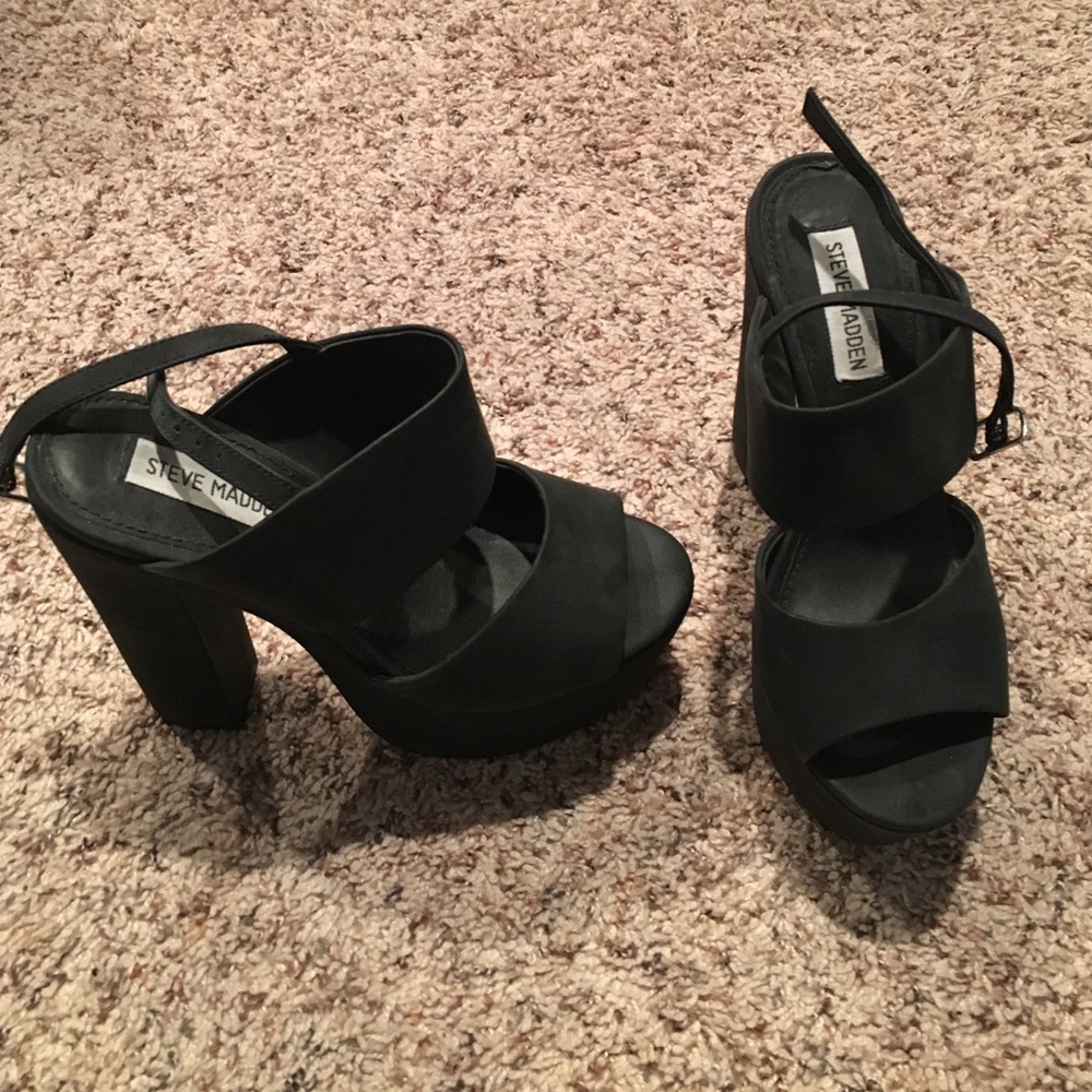 Black Steve Madden heels