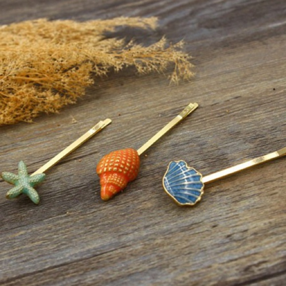🐚HP!!🐚 Multicolor Shell Hair Pins - Picture 5 of 5