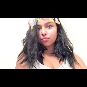 Meet your Posher, Mia