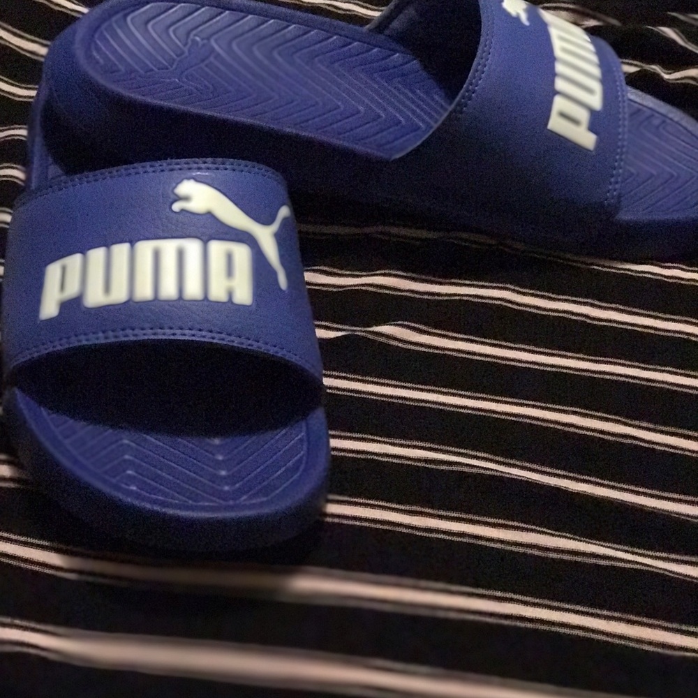 Puma slipper slides