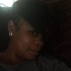 Meet your Posher, Yvette