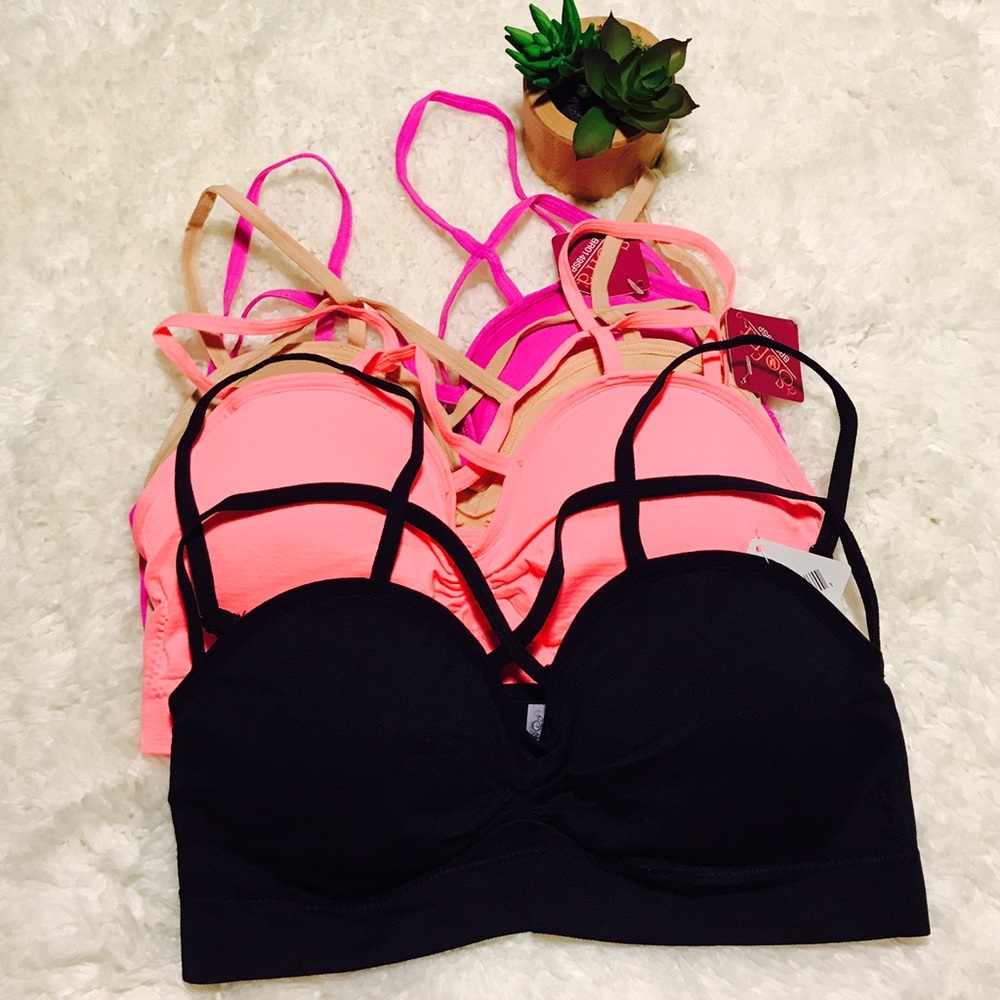 ❣️❣️STRAPPY SEAMLESS BRALETTE! Cute Bra!🎀