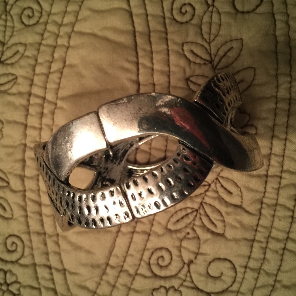 ***SOLD*** Exclamation bracelet