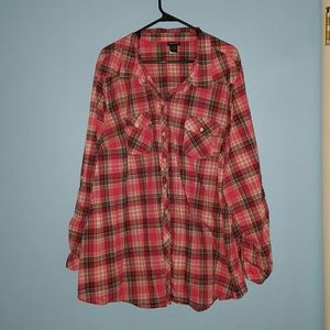 Plaid long sleeve button down top*lowest price*
