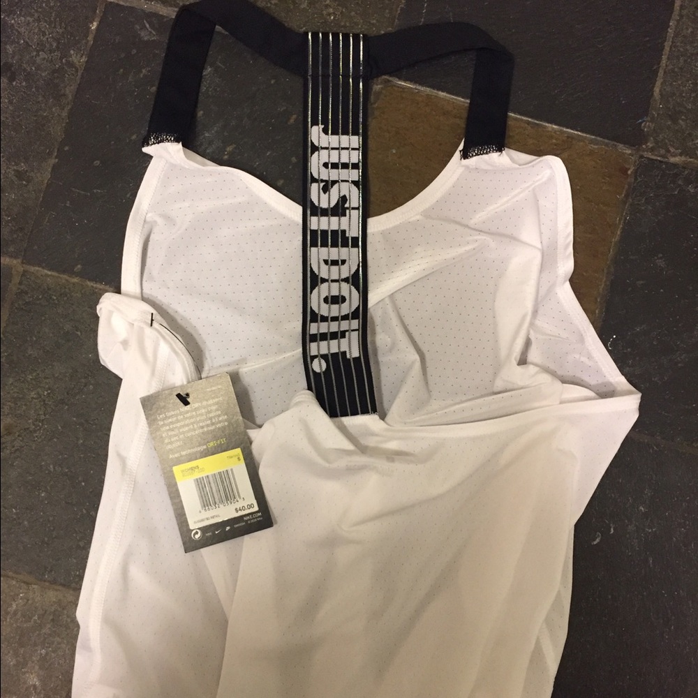 Nike Elastika Tank - Picture 3 of 3