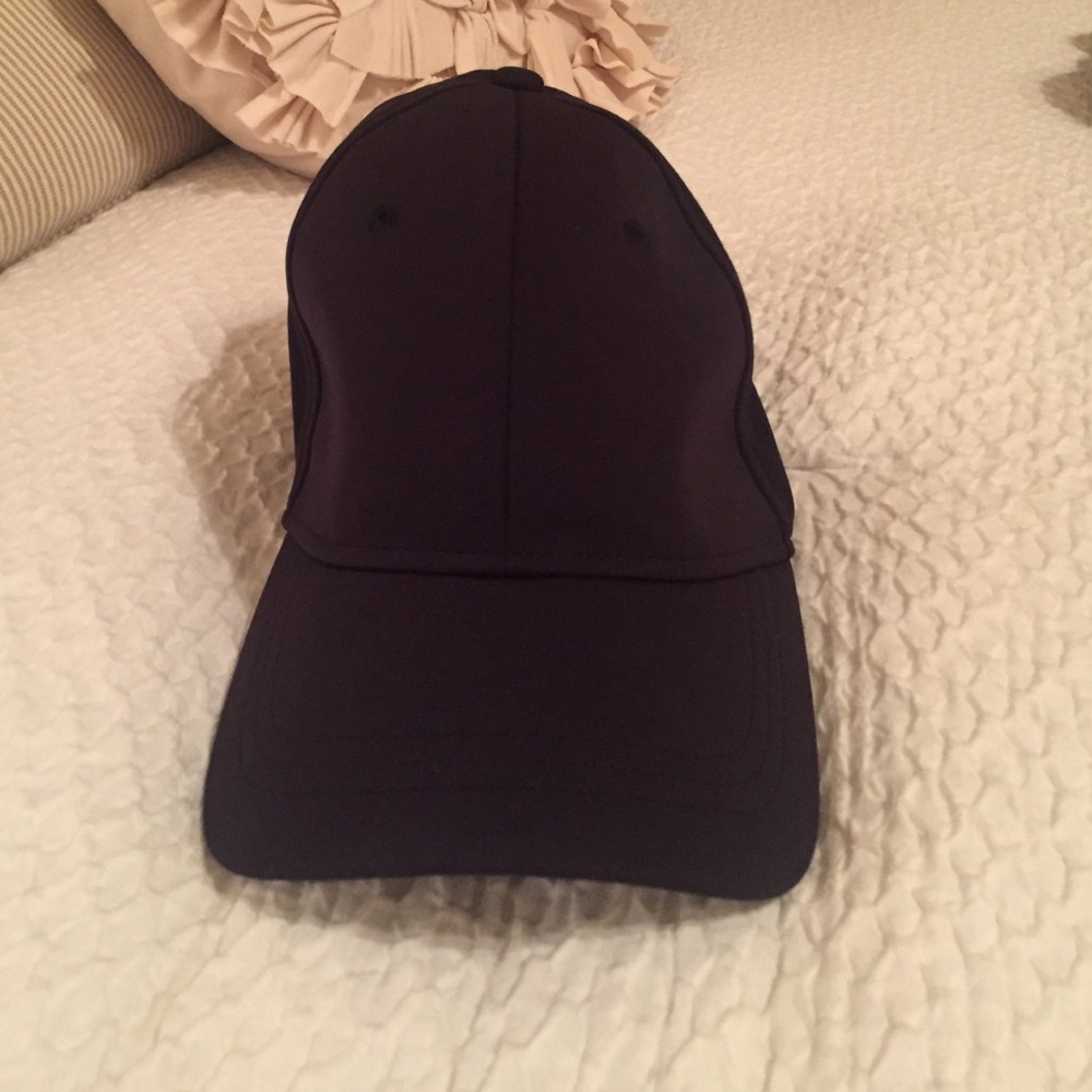 Lululemon hat