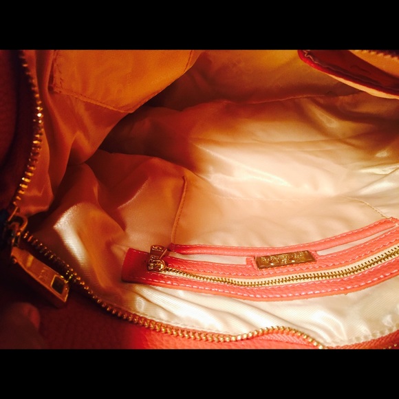 Peach or orange D&D Diva New York bag - Picture 3 of 3